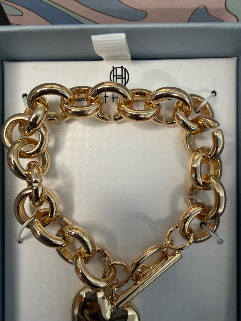 House of Harlow 1960 | Gold Chunky Link Toggle Bracelet w/ Heart Charm - Picture 7 of 9